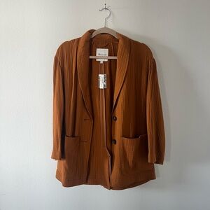NA001 lightspun dorset blazer
Never worn, XS $40